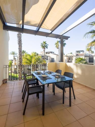 Roda Apartment | Ático de 2 dormitorios con terraza y piscina en Roda Golf - Almyra