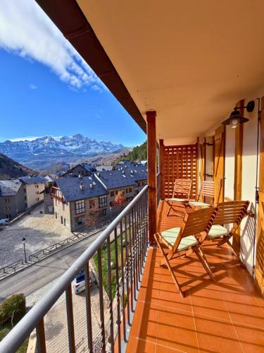 Panticosa Apartment | Ático Peña Blanca: Magníficas Vistas al Valle