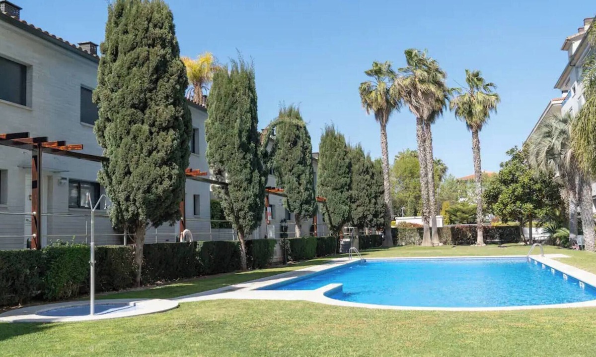 Platja d'Aro Ski Chalet | 05.70 Marina Port D'Aro terraced house