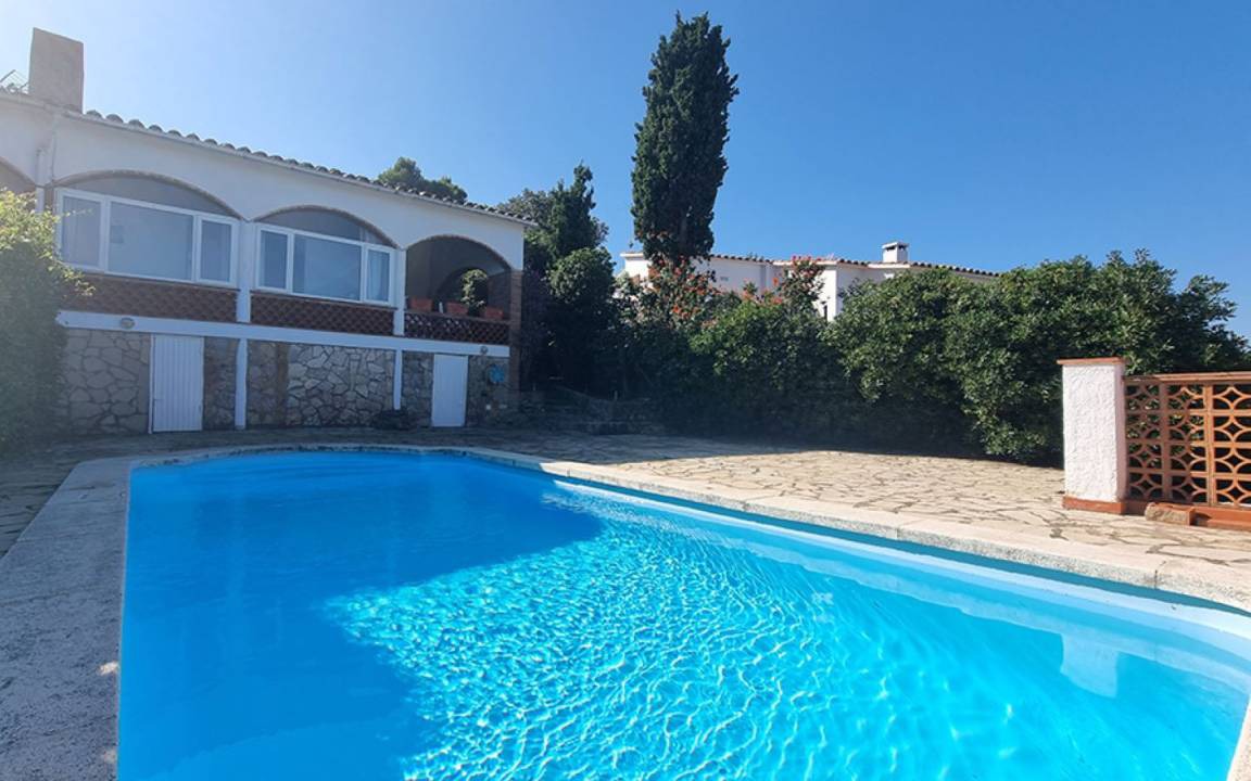 Pals House | 100 m² House ∙ 2 bedrooms ∙ 4 guests