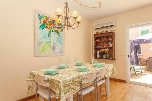 Puerto Maritimo House | 100 m² House ∙ 3 bedrooms ∙ 6 guests