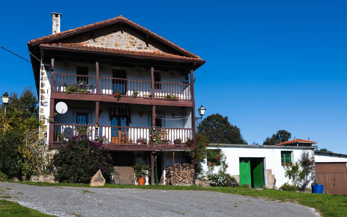 Valle de Carranza House | 100 m² House ∙ 4 bedrooms ∙ 8 guests