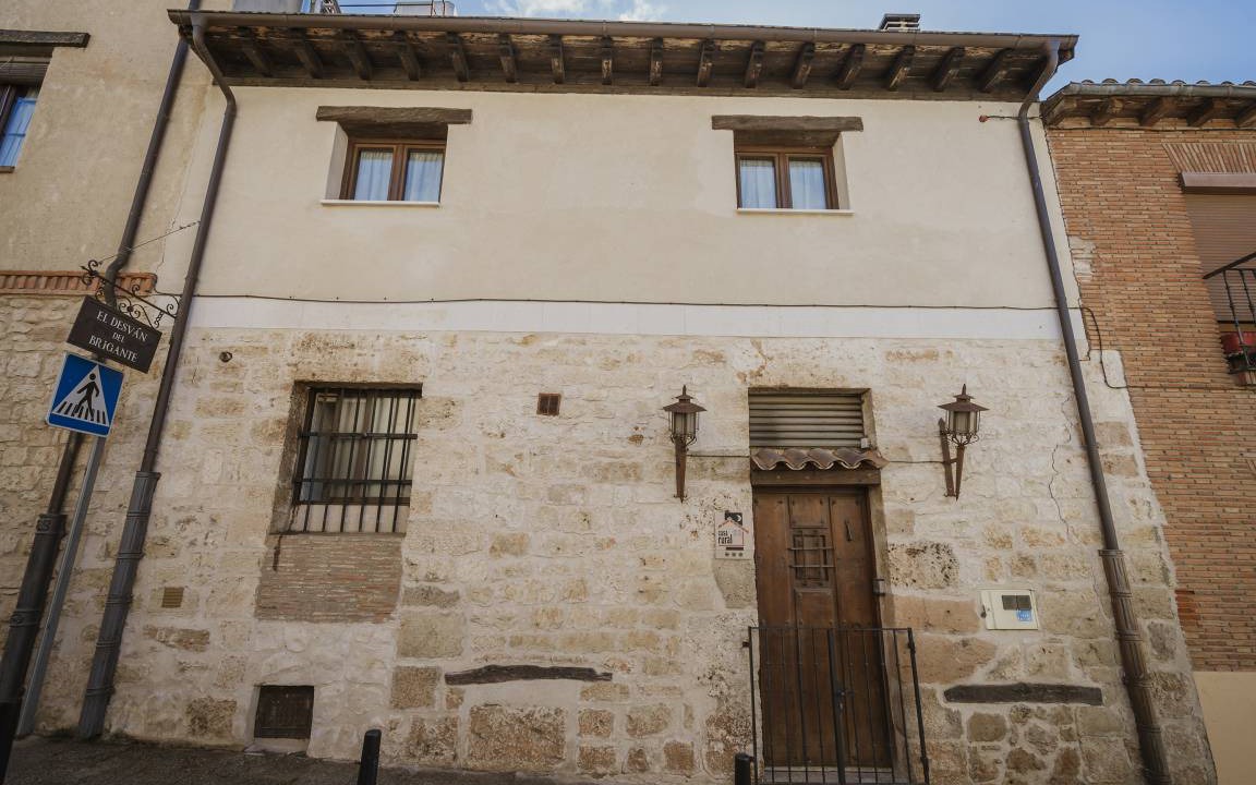 Lerma House | 100 m² House ∙ 6 bedrooms ∙ 12 guests