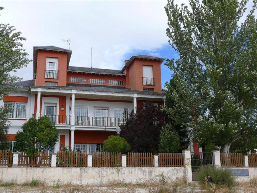 Quintanas de Gormaz House | 1002 m² House ∙ 12 bedrooms ∙ 30 guests