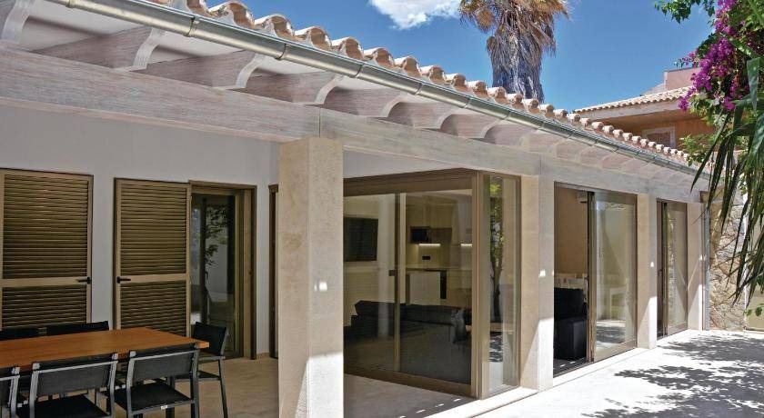 El Molinar House | 110 m² House ∙ 4 bedrooms ∙ 6 guests