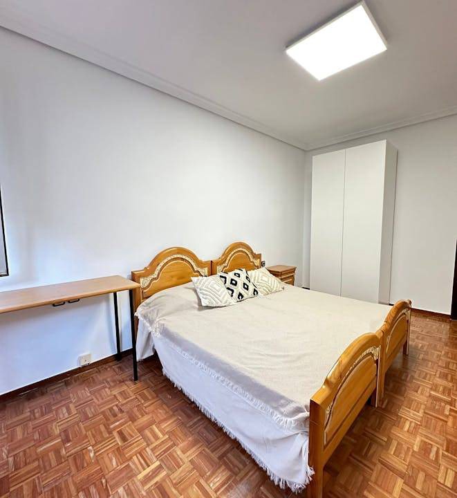 Logrono City Centre Resort | 110 m² Private room ∙ 1 bedroom ∙ 1 guest