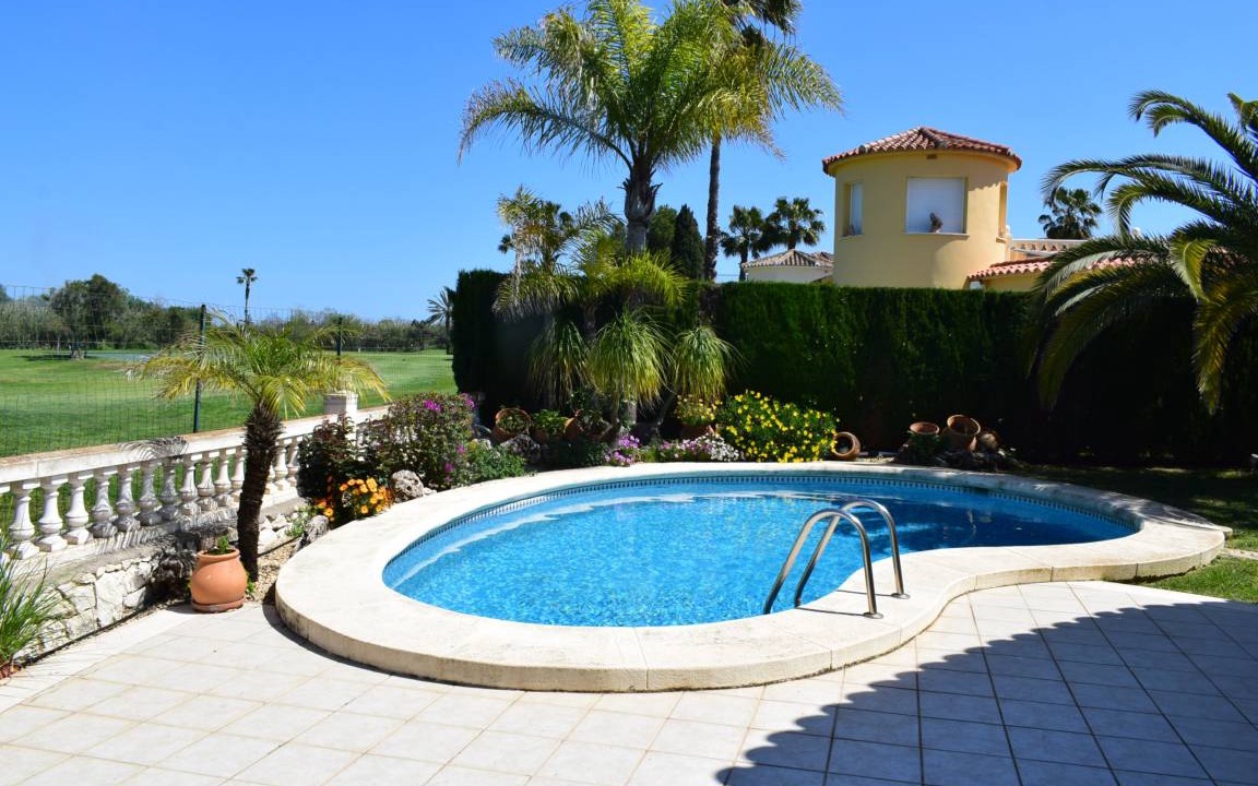 Molinell Villa | 117 m² Villa ∙ 2 bedrooms ∙ 4 guests