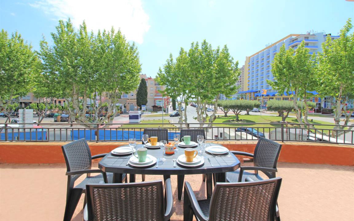 Empuriabrava Apartment | 118 m² Apartment ∙ 3 bedrooms ∙ 5 guests