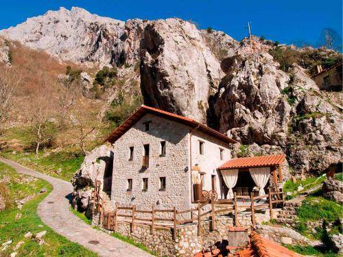 Camarmena Bed & Breakfast | 120 m² Bed and breakfast ∙ 2 bedrooms ∙ 4 guests