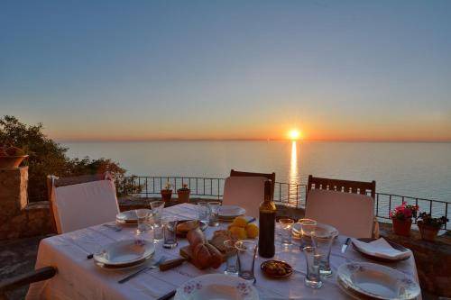 Banyalbufar House | 120 m² House ∙ 3 bedrooms ∙ 6 guests