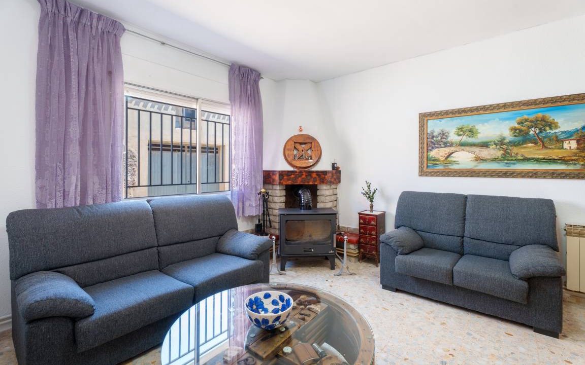 Camporrobles House | 123 m² House ∙ 4 bedrooms ∙ 8 guests