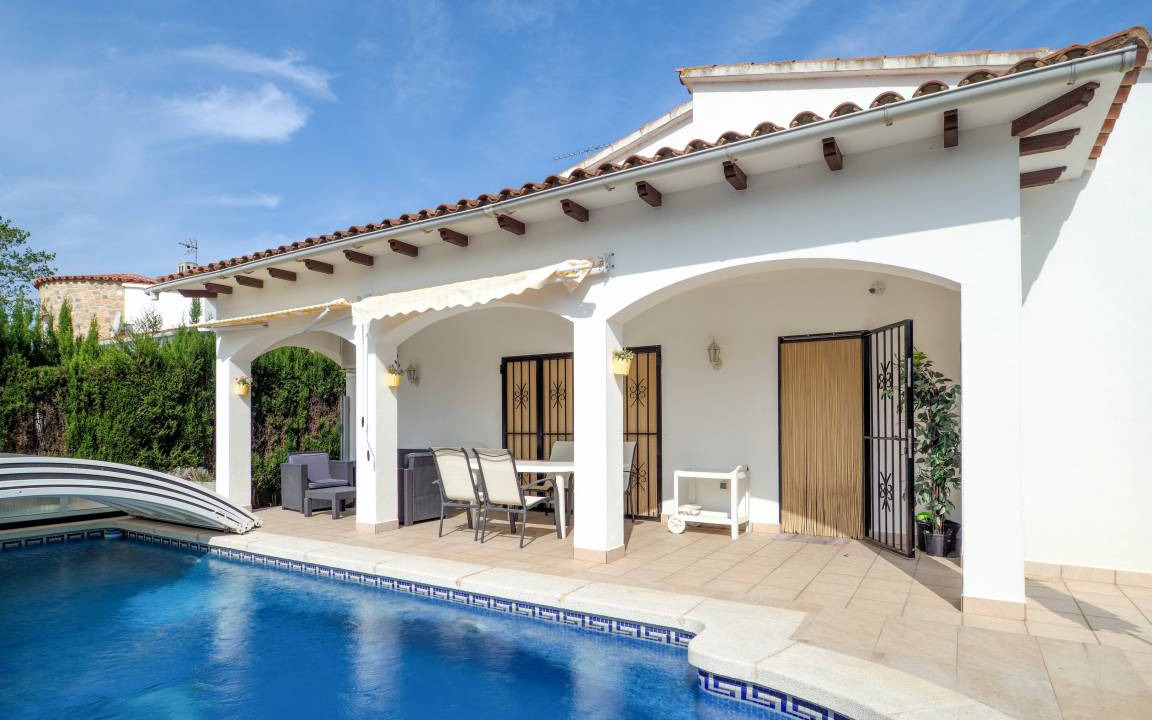 Castello d'Empuries Villa | 125 m² Villa ∙ 3 bedrooms ∙ 8 guests