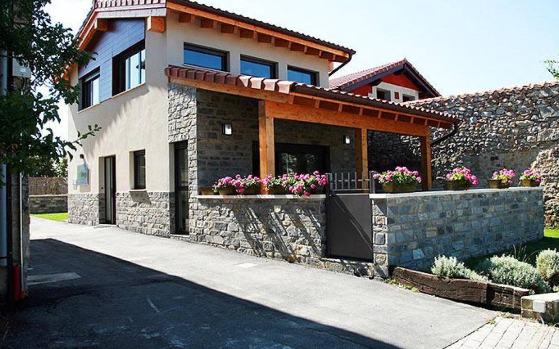 Villanane House | 125 m² House ∙ 3 bedrooms ∙ 6 guests