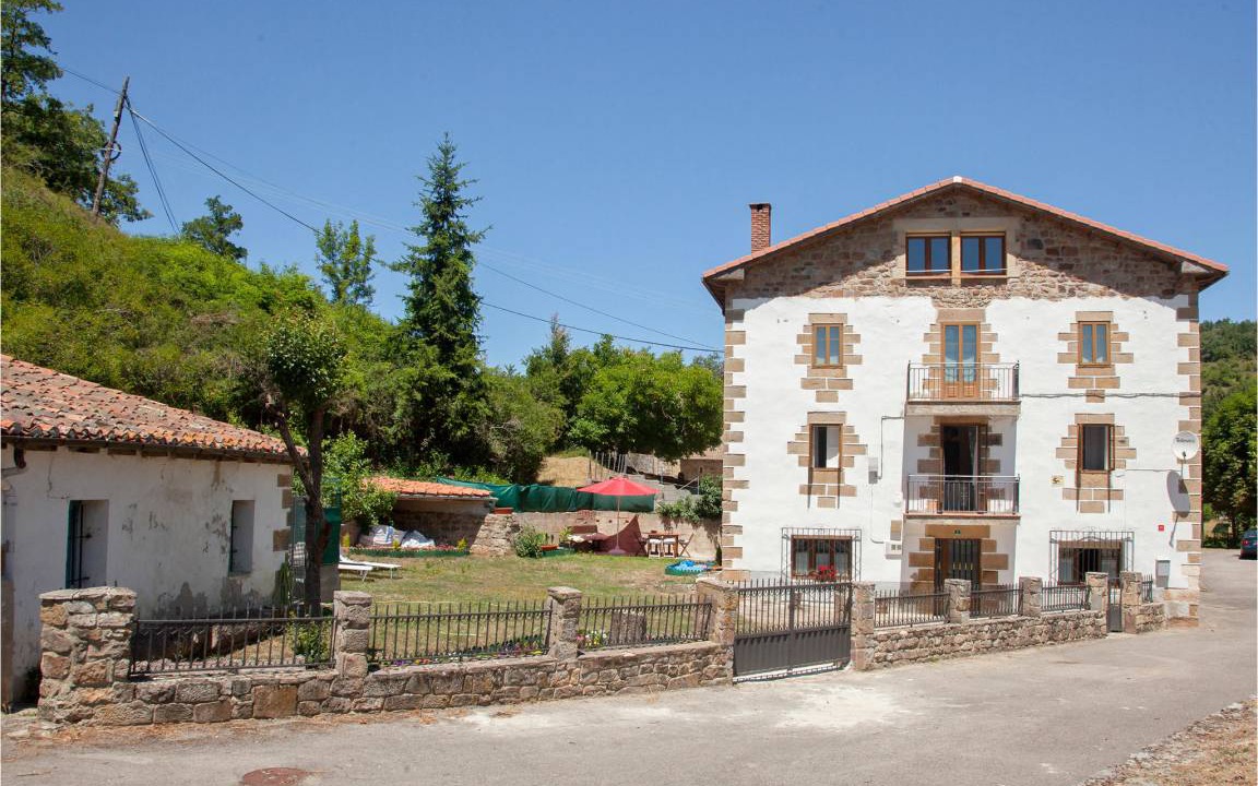 Navamuel House | 130 m² House ∙ 4 bedrooms ∙ 8 guests