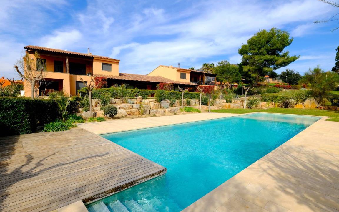 Bonmont Terres Noves Apartment | 131 m² Apartment ∙ 1 bedroom ∙ 4 guests