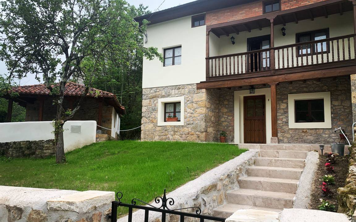 Onis House | 135 m² House ∙ 3 bedrooms ∙ 6 guests