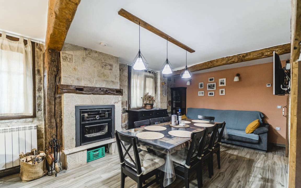 Valmala House | 145 m² House ∙ 4 bedrooms ∙ 9 guests
