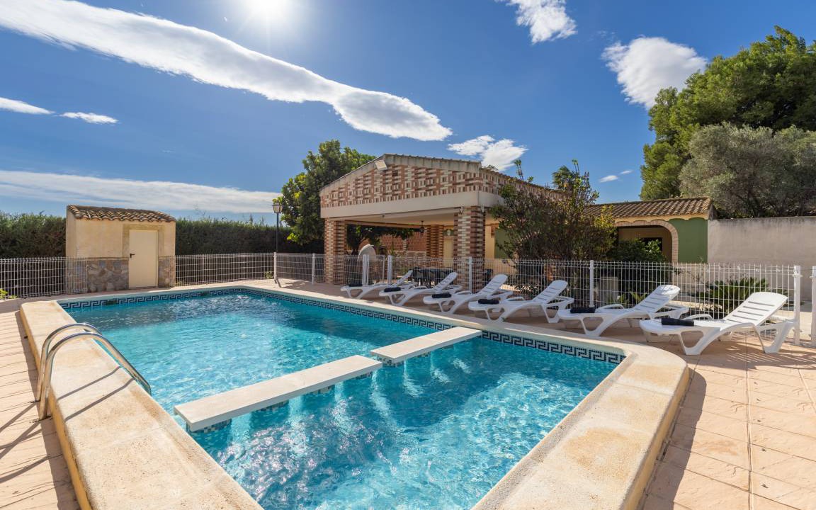 Dolores Villa | 150 m² Villa ∙ 3 bedrooms ∙ 11 guests