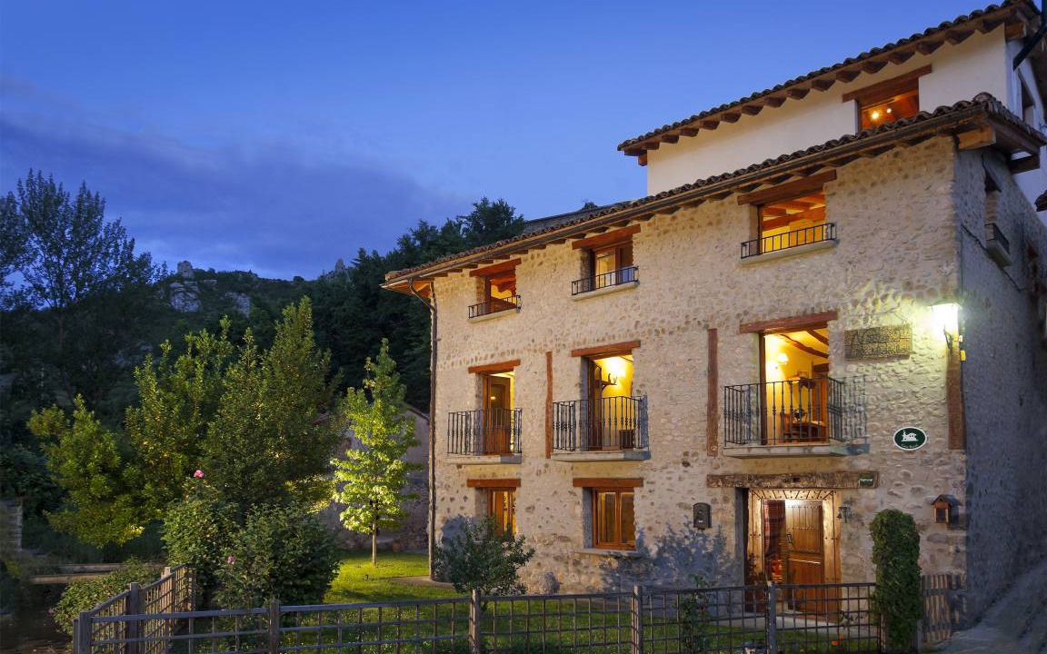 Torrecilla en Cameros House | 160 m² Farmhouse ∙ 3 bedrooms ∙ 9 guests