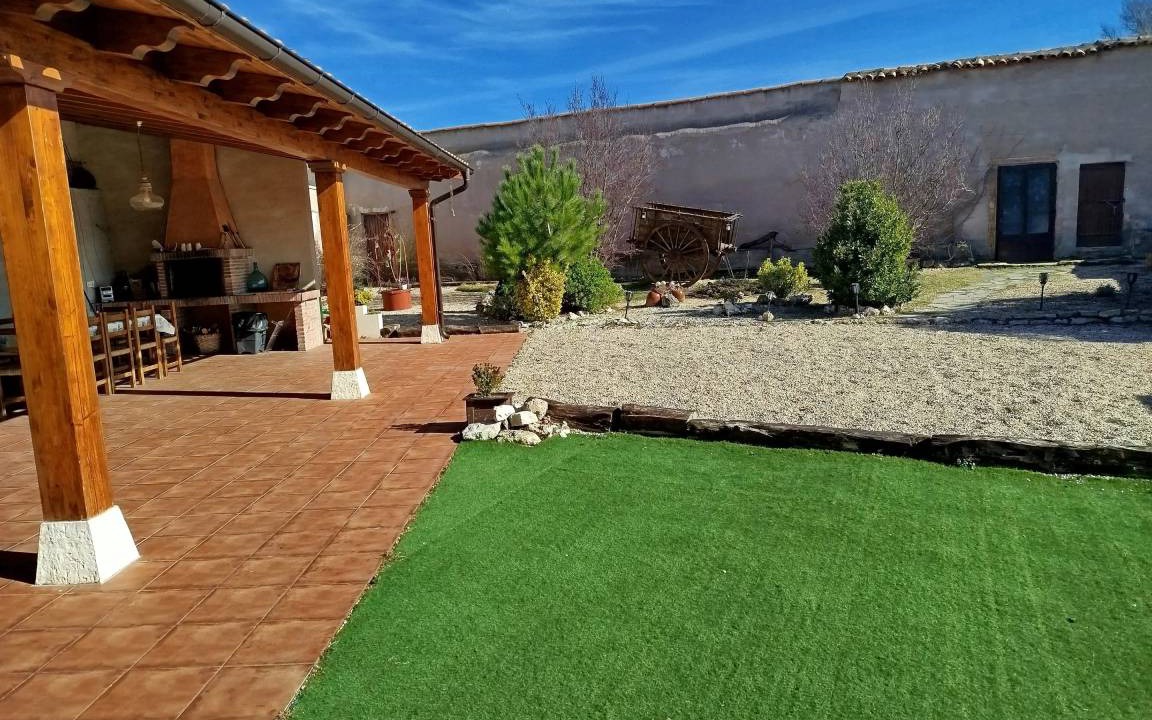 Peral de Arlanza House | 170 m² House ∙ 3 bedrooms ∙ 9 guests