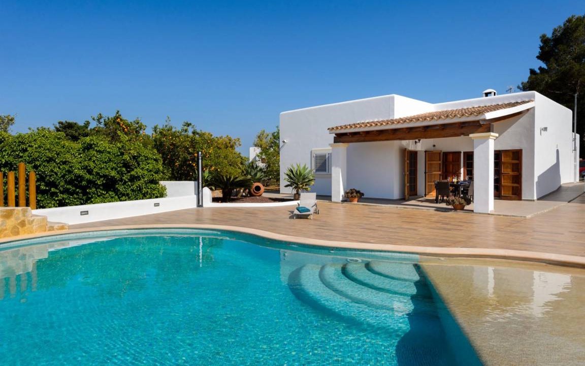 Santa Gertrudis House | 180 m² House ∙ 2 bedrooms ∙ 4 guests