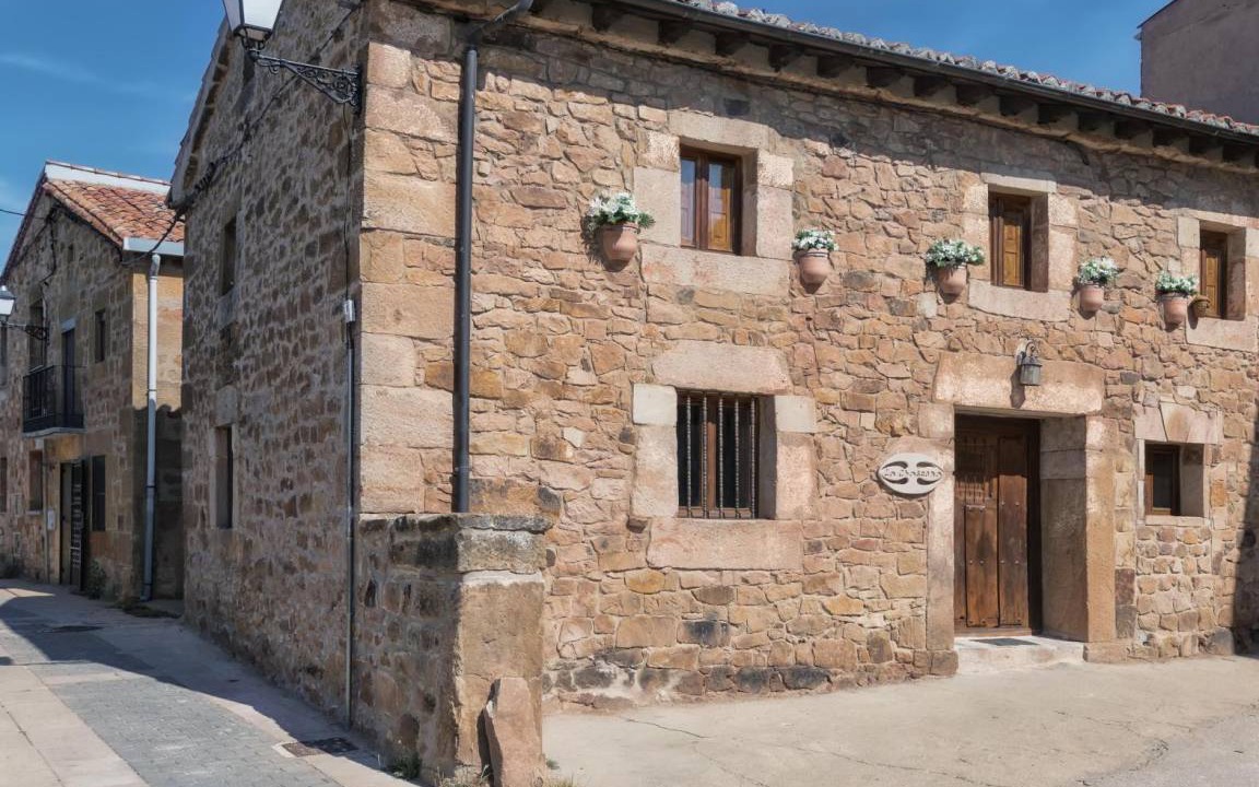 Ocenilla House | 180 m² House ∙ 3 bedrooms ∙ 7 guests