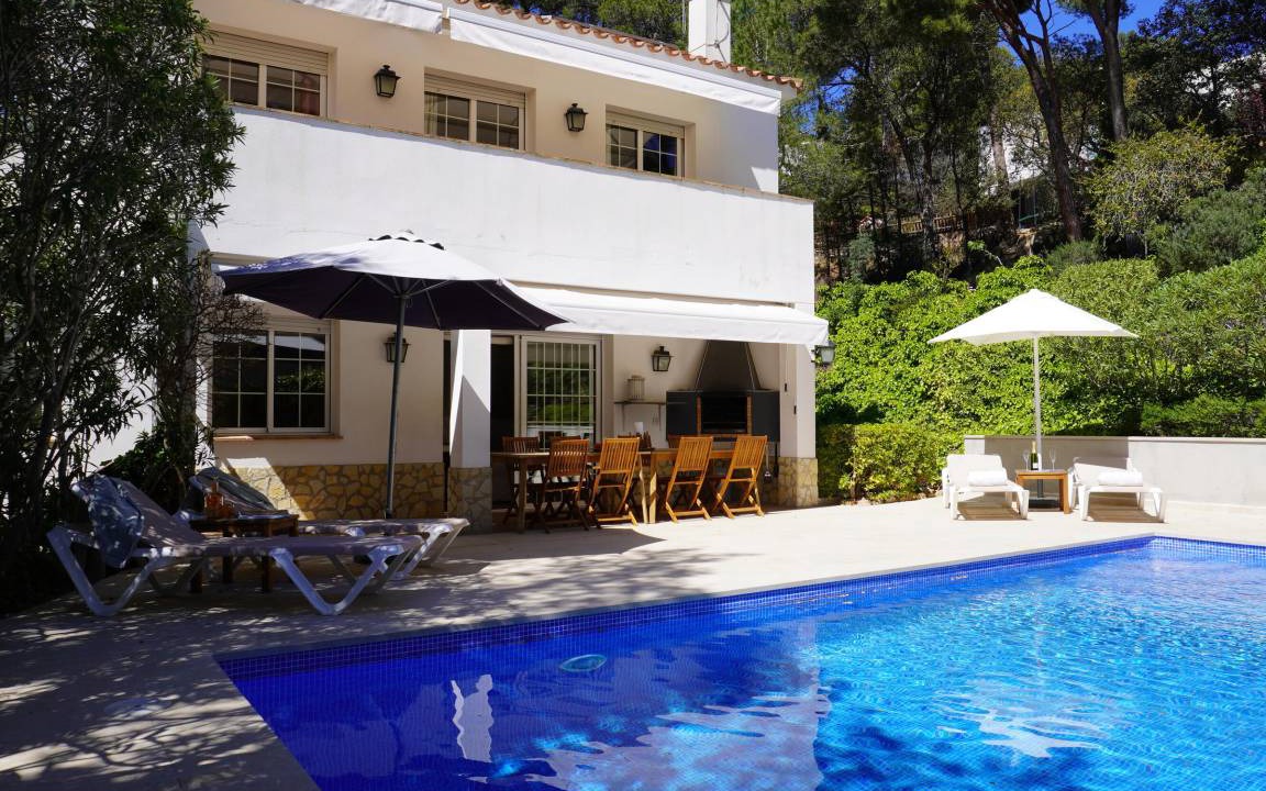 Tamariu House | 180 m² House ∙ 4 bedrooms ∙ 8 guests