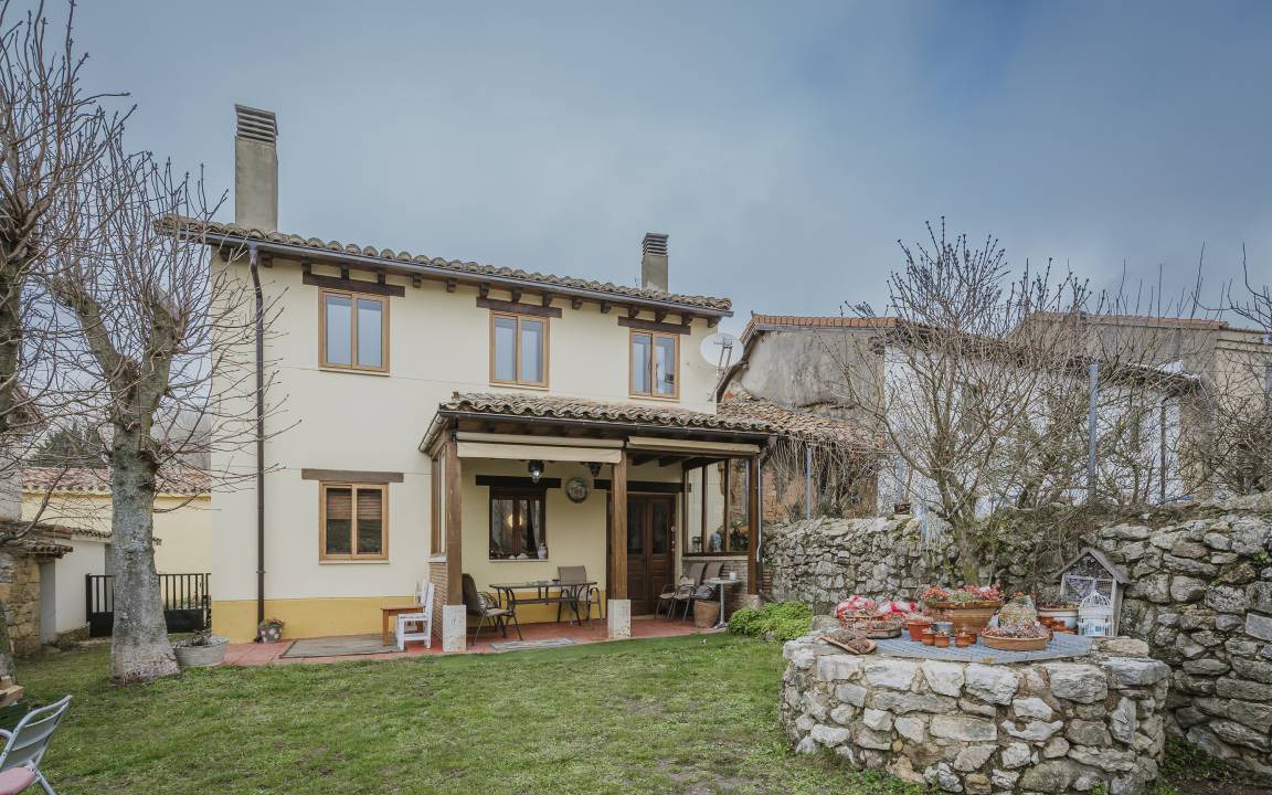 Amaya House | 187 m² House ∙ 5 bedrooms ∙ 10 guests