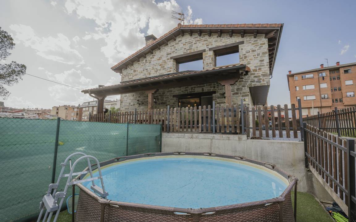 San Leonardo de Yague House | 190 m² House ∙ 5 bedrooms ∙ 13 guests
