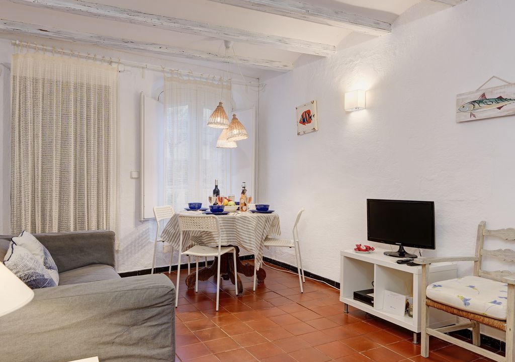 Sa Tuna Villa | 2 bedroom Villa, sleeps 4 in Begur with Air Con and WiFi