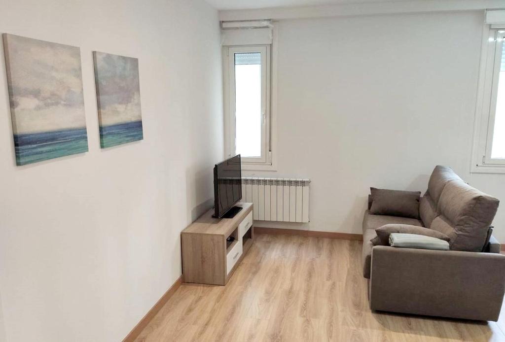 Ourense Apartment | 2 bedrooms appartement with wifi at Ourense