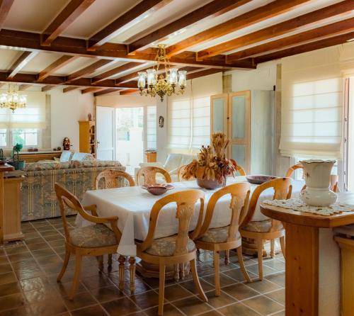La Pobla de Cervoles House | 200 m² House ∙ 3 bedrooms ∙ 6 guests