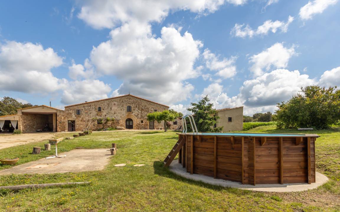 Cassa de la Selva House | 200 m² Finca ∙ 6 bedrooms ∙ 11 guests