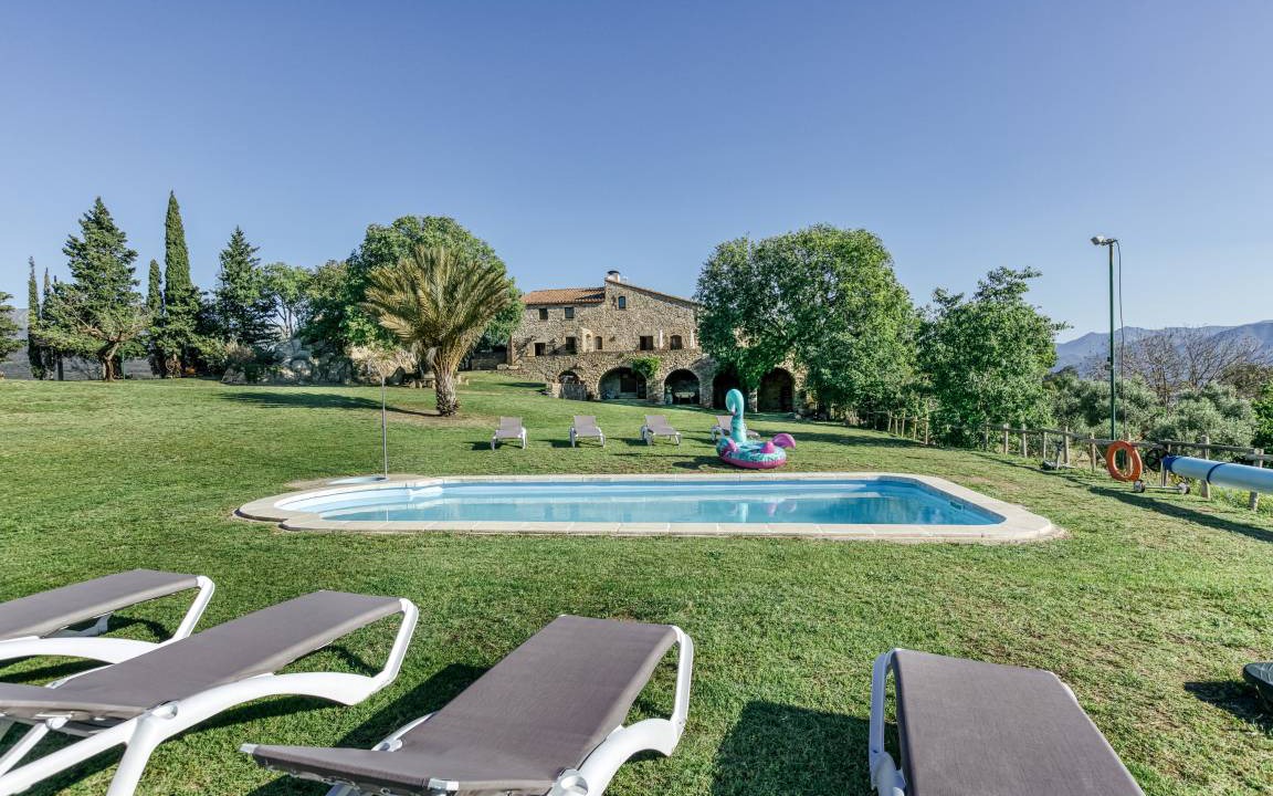 Agullana House | 200 m² Finca ∙ 4 bedrooms ∙ 8 guests