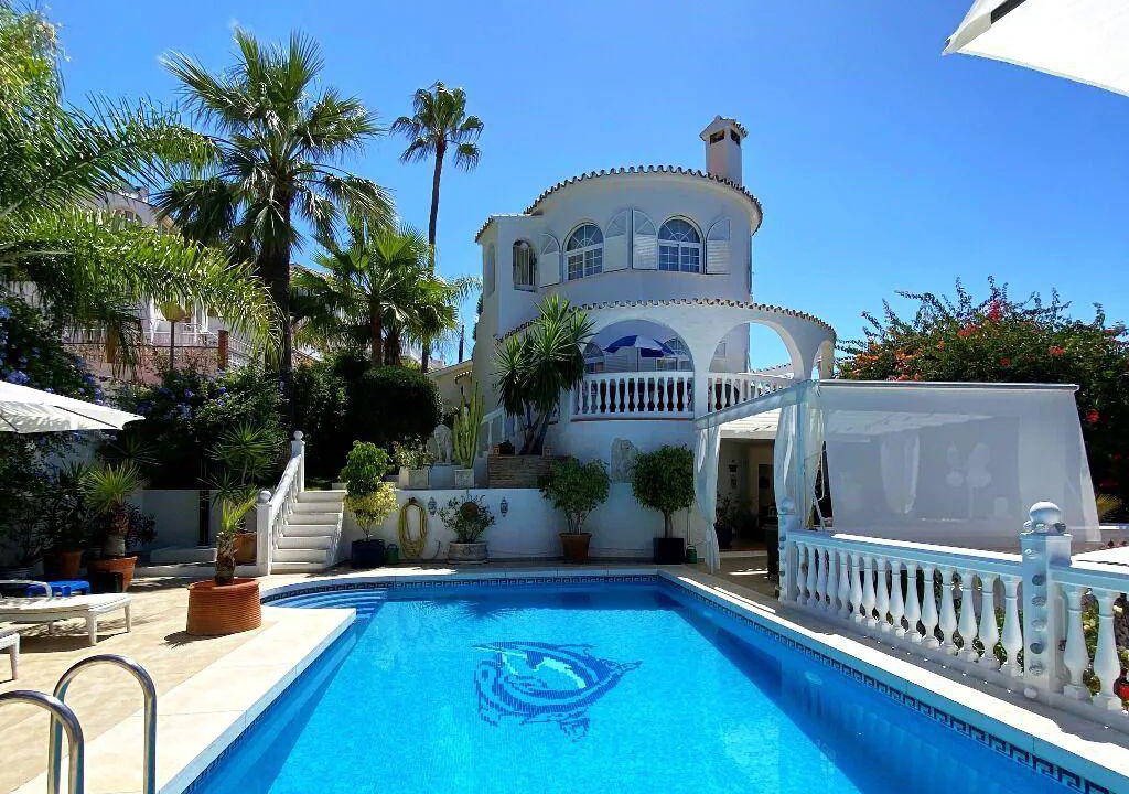 Torreblanca House | 200 m² House ∙ 4 bedrooms ∙ 10 guests