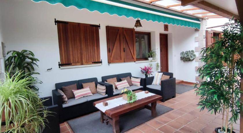 Alles House | 200 m² House ∙ 5 bedrooms ∙ 13 guests