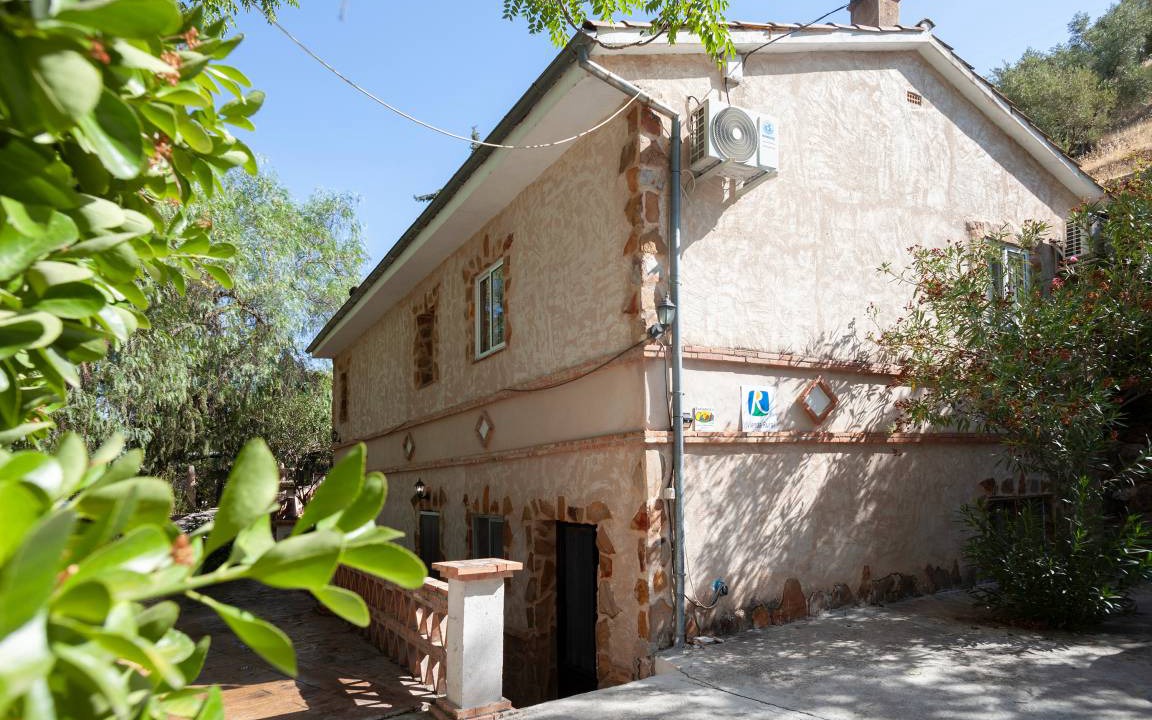 Cazorla House | 200 m² House ∙ 6 bedrooms ∙ 15 guests