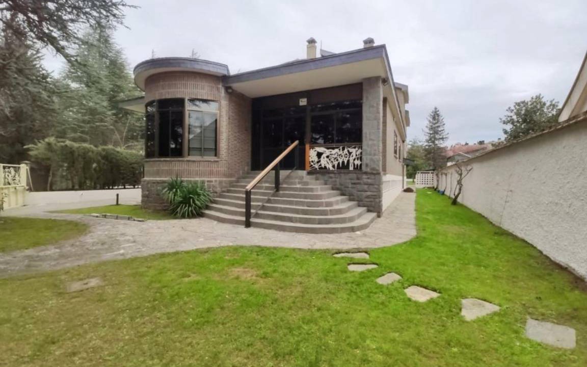 Jaca House | 200 m² House ∙ 7 bedrooms ∙ 17 guests