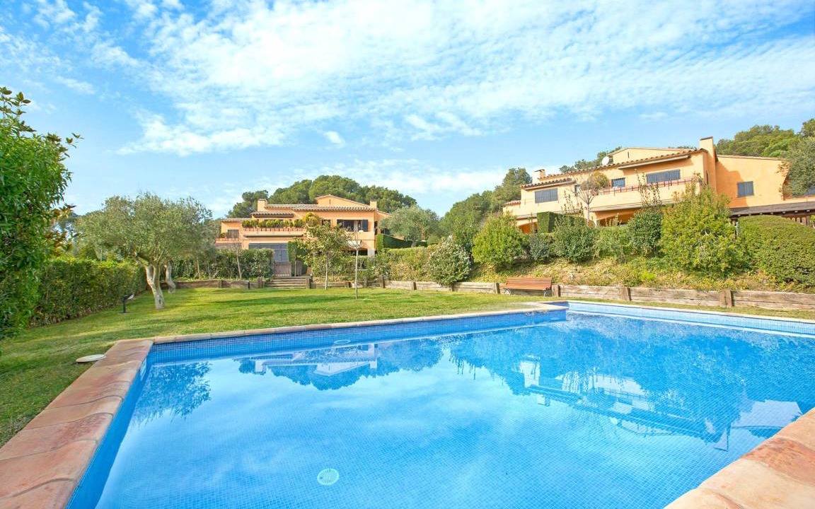 Llafranc Villa | 202 m² Villa ∙ 5 bedrooms ∙ 9 guests