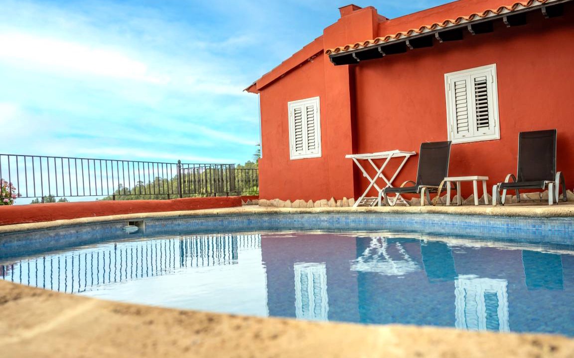 Santa Barbara House | 210 m² House ∙ 3 bedrooms ∙ 5 guests