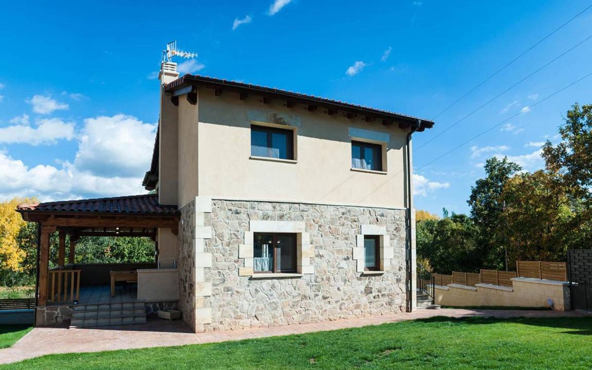 Sotillo del Rincon House | 240 m² House ∙ 6 bedrooms ∙ 12 guests
