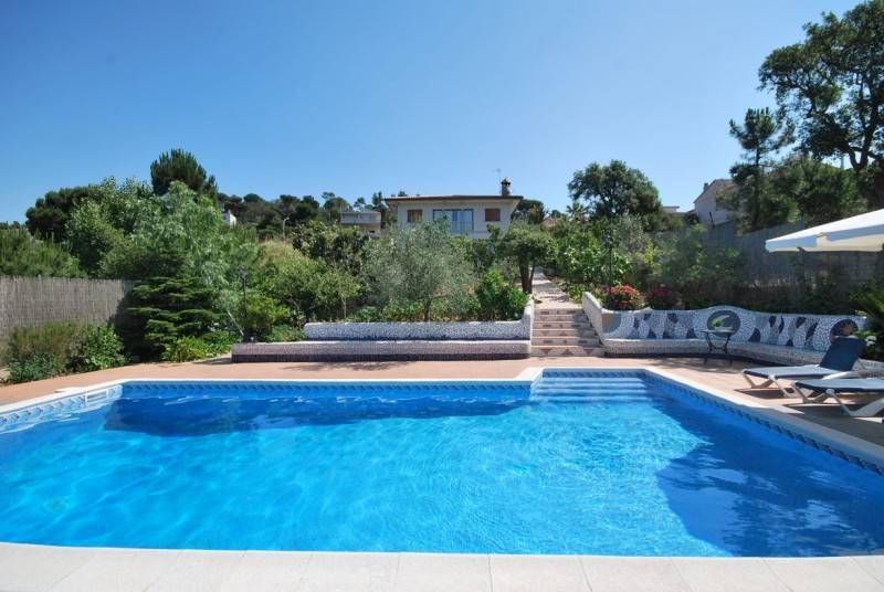 Lloret Blau Villa | 240 m² Villa ∙ 6 bedrooms ∙ 15 guests