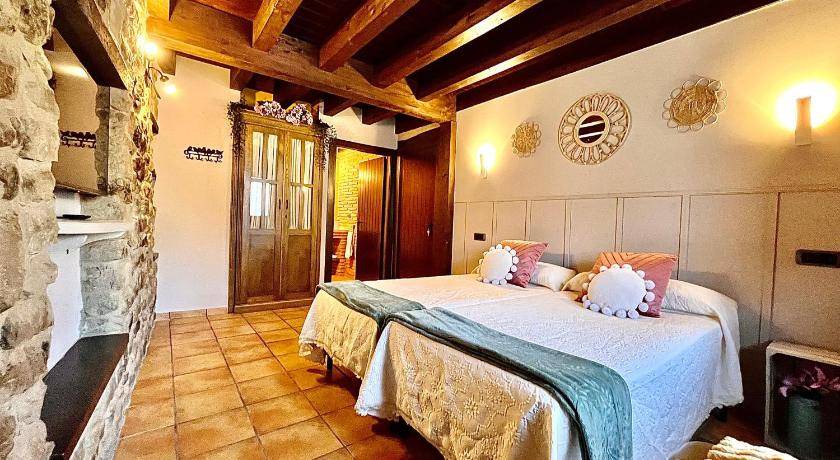Leza Bed & Breakfast | 250 m² Bed and breakfast ∙ 5 bedrooms ∙ 12 guests