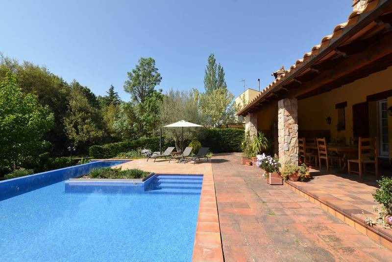 Caldes de Malavella Villa | 275 m² Villa ∙ 2 bedrooms ∙ 6 guests