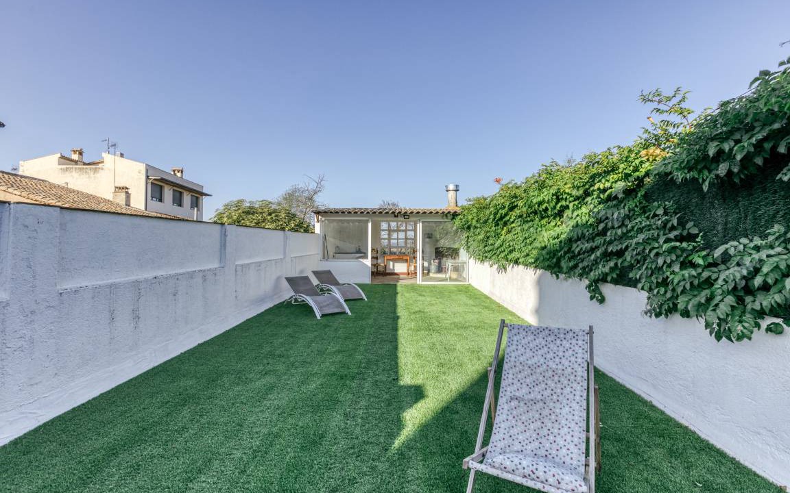 Llagostera House | 287 m² House ∙ 5 bedrooms ∙ 9 guests