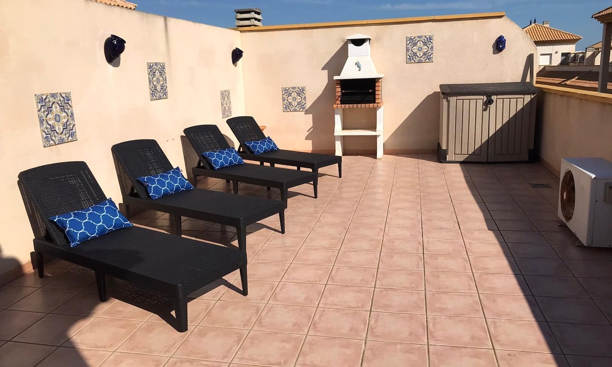 Mar de Cristal Apartment | 3 bed/2 baths. Penthouse with Private Roof Terrace, Lovely Views, south facing