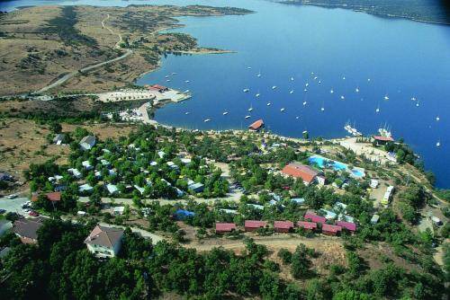 Cervera de Buitrago Resort | 30 m² Resort ∙ 2 bedrooms ∙ 4 guests