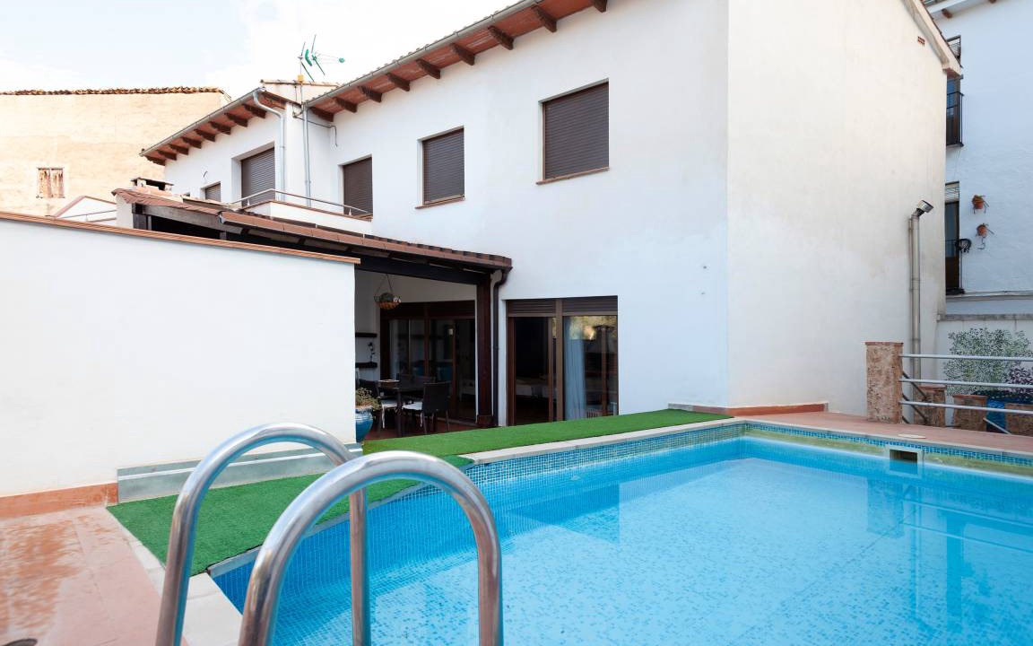 Cazorla House | 300 m² House ∙ 6 bedrooms ∙ 16 guests