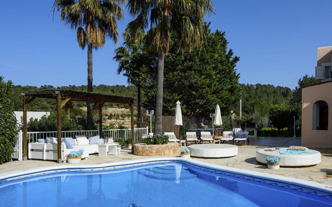 Portinatx Villa | 300 m² Villa ∙ 5 bedrooms ∙ 10 guests