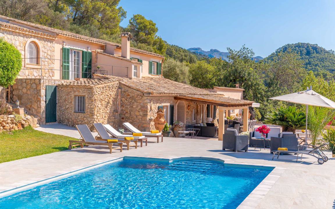 Andraitx Villa | 300 m² Villa ∙ 4 bedrooms ∙ 7 guests